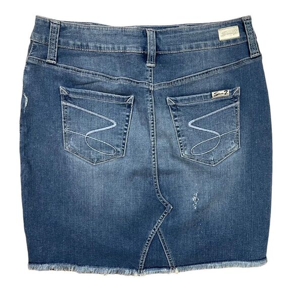 Seven7 Denim Fashion Demin Jean Distressed Skirt Womens Size 6 Raw Hem EUC - Picture 6 of 6